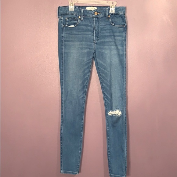 Jeans - Picture 2 of 3